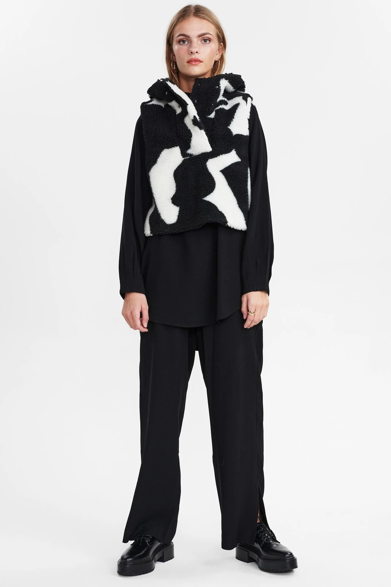SISVEA VEST - Pristine - Image 3