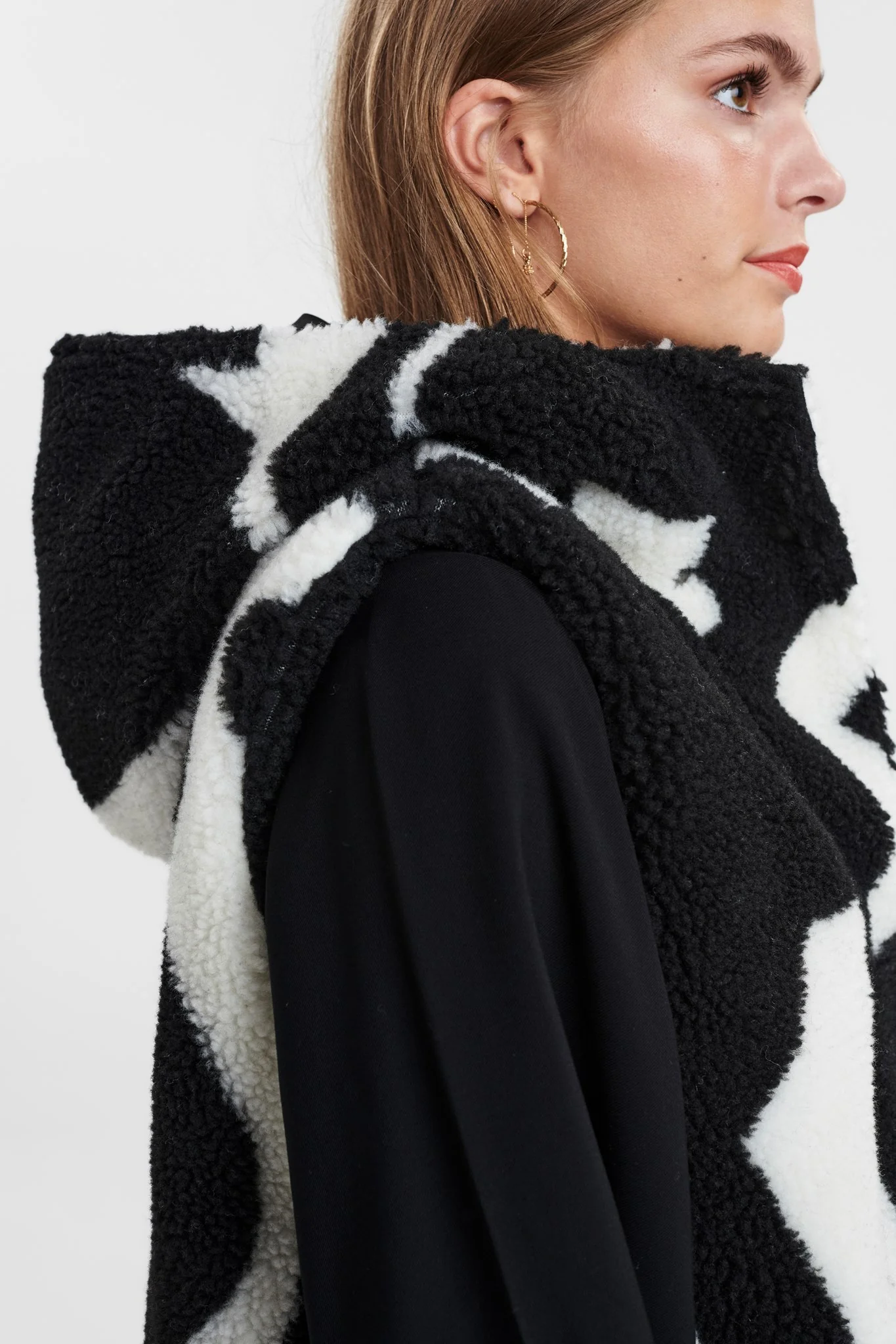 SISVEA VEST - Pristine - Image 5